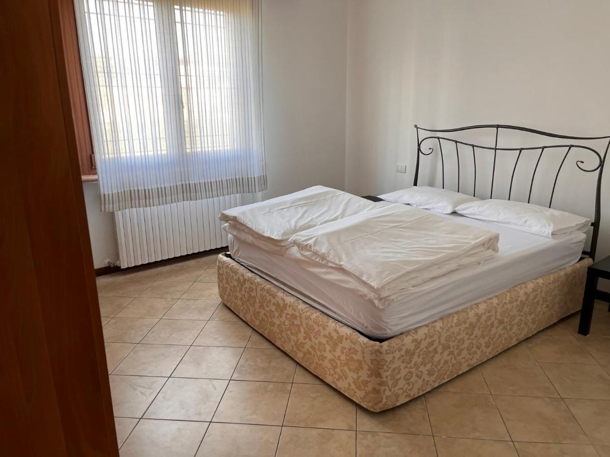 Appartement Sebino 11 à Peschiera del Garda Extérieur photo